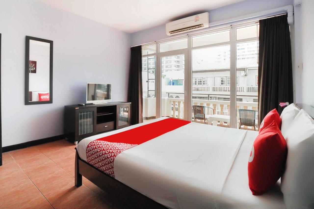 Oyo 963 Sunshine Guesthouse Pattaya Esterno foto