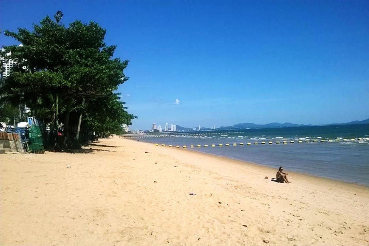 Oyo 963 Sunshine Guesthouse Pattaya Esterno foto