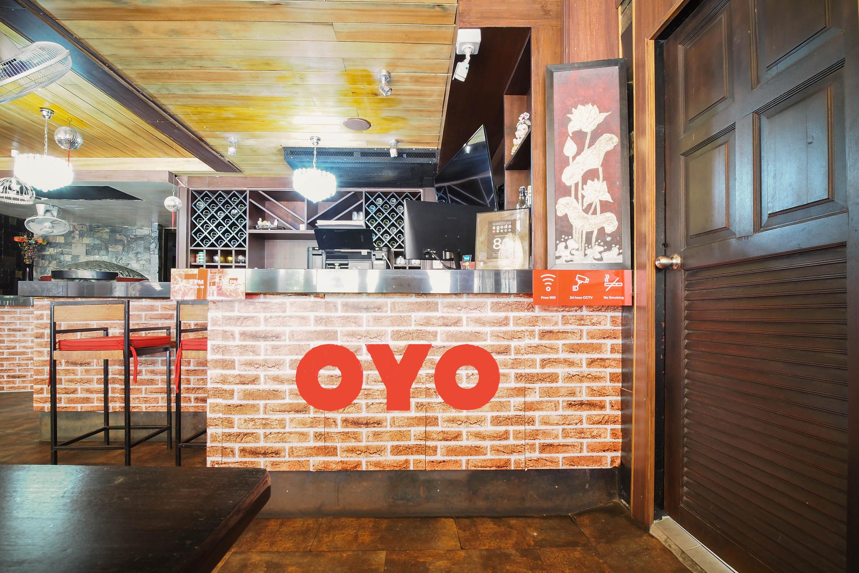 Oyo 963 Sunshine Guesthouse Pattaya Esterno foto