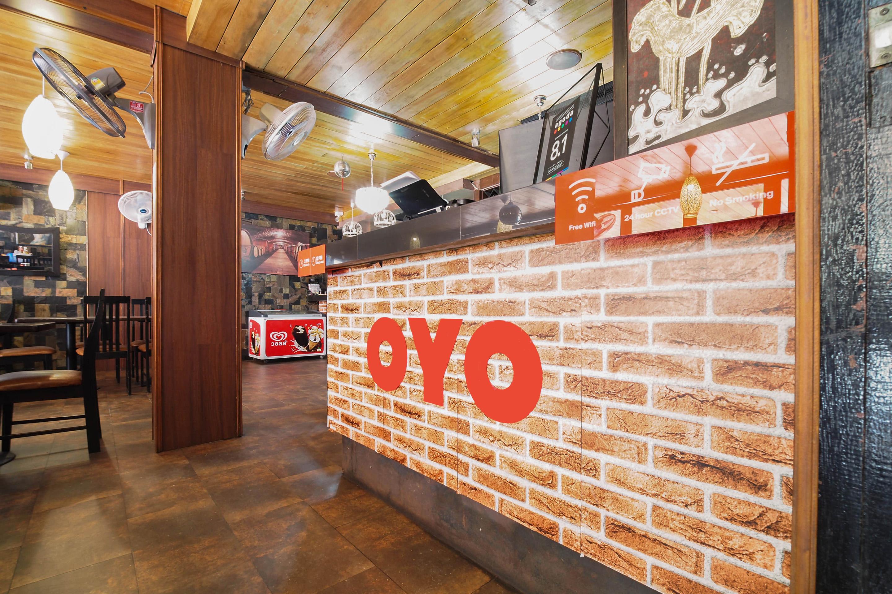 Oyo 963 Sunshine Guesthouse Pattaya Esterno foto