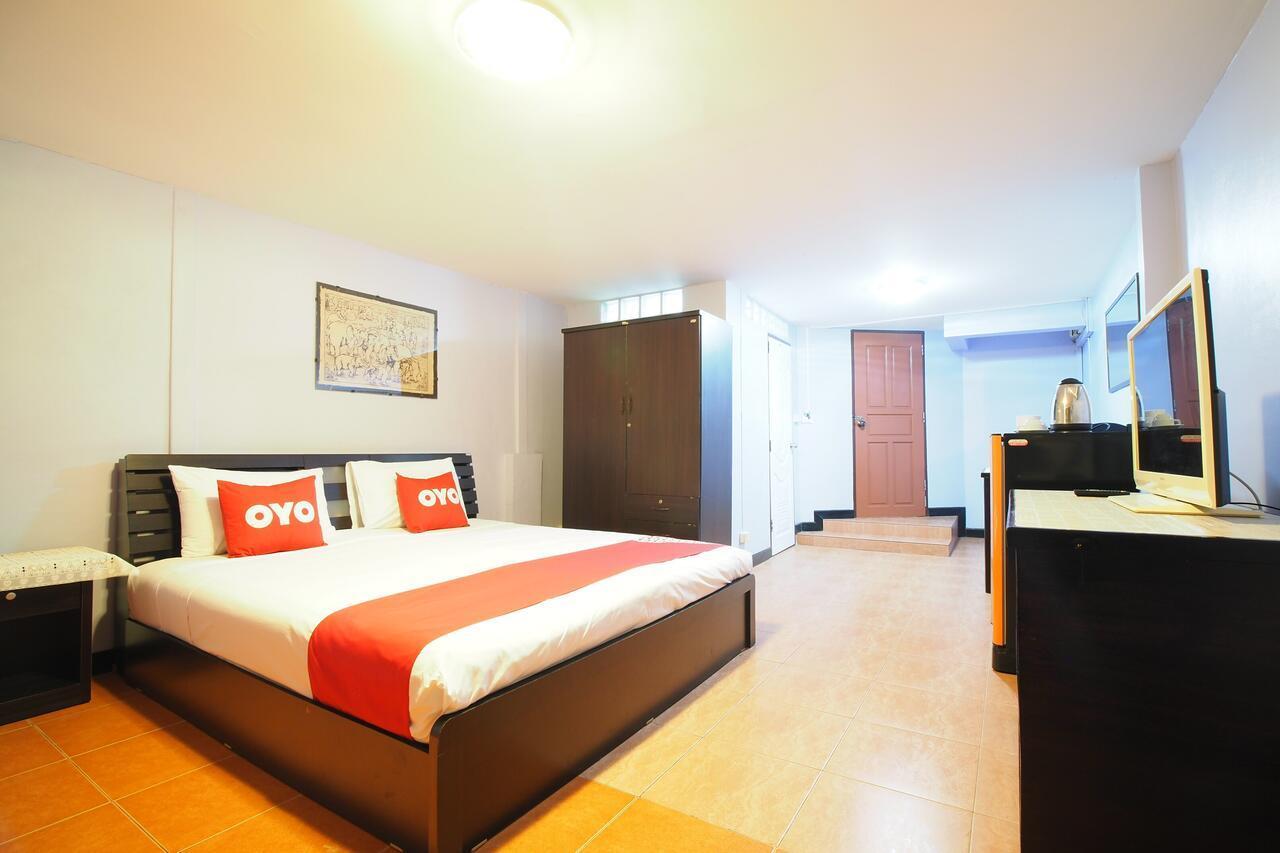 Oyo 963 Sunshine Guesthouse Pattaya Esterno foto